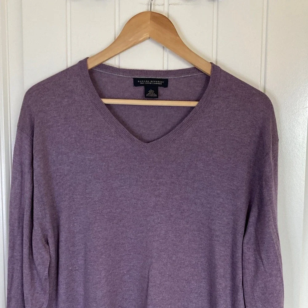Banana Republic Mens Purple V Neck Pullover Silk Cotton Cashmere Sweater‎ Size L